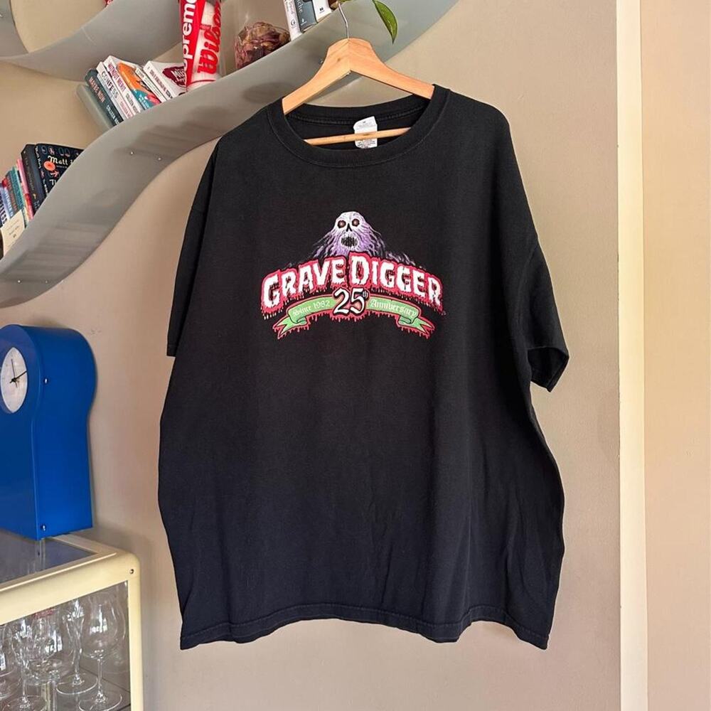 Vintage 2004 Grave Digger 25th Anniversary Shirt